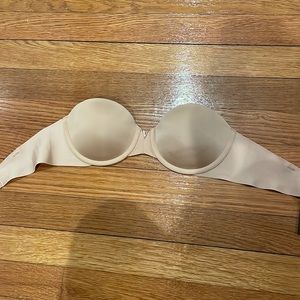 Nude Victoria Secret strapless bra